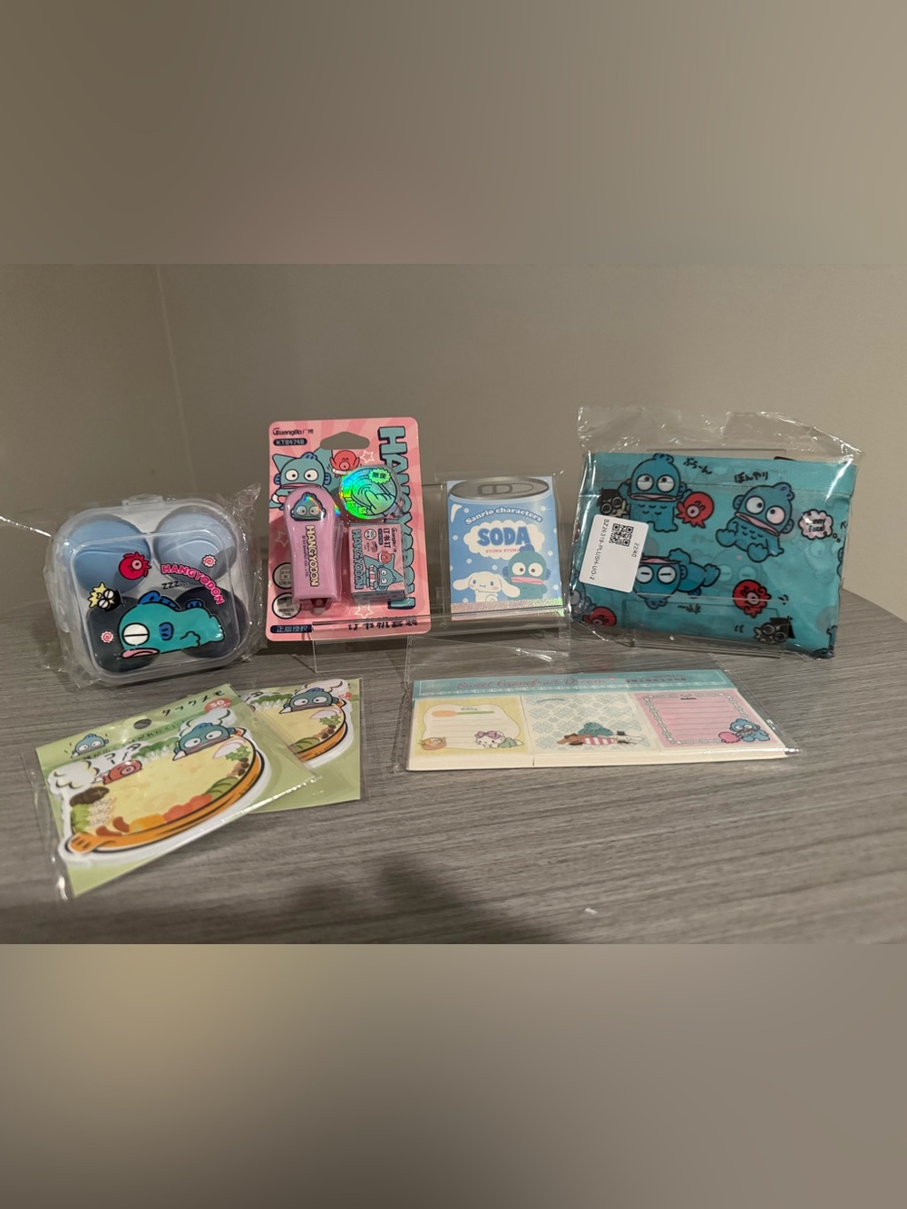 Sanrio Hangyodon “Hangy” 7 Piece Bundle Set